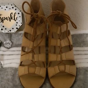 Tan 3" High Heeled shoes